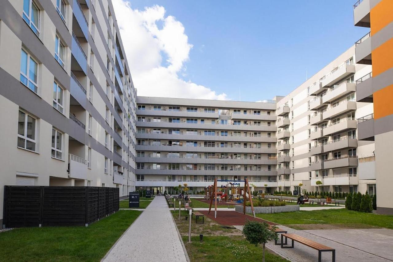 Apart D&K Free Parking Komputerowa 8 Apartment Warsawa Bagian luar foto