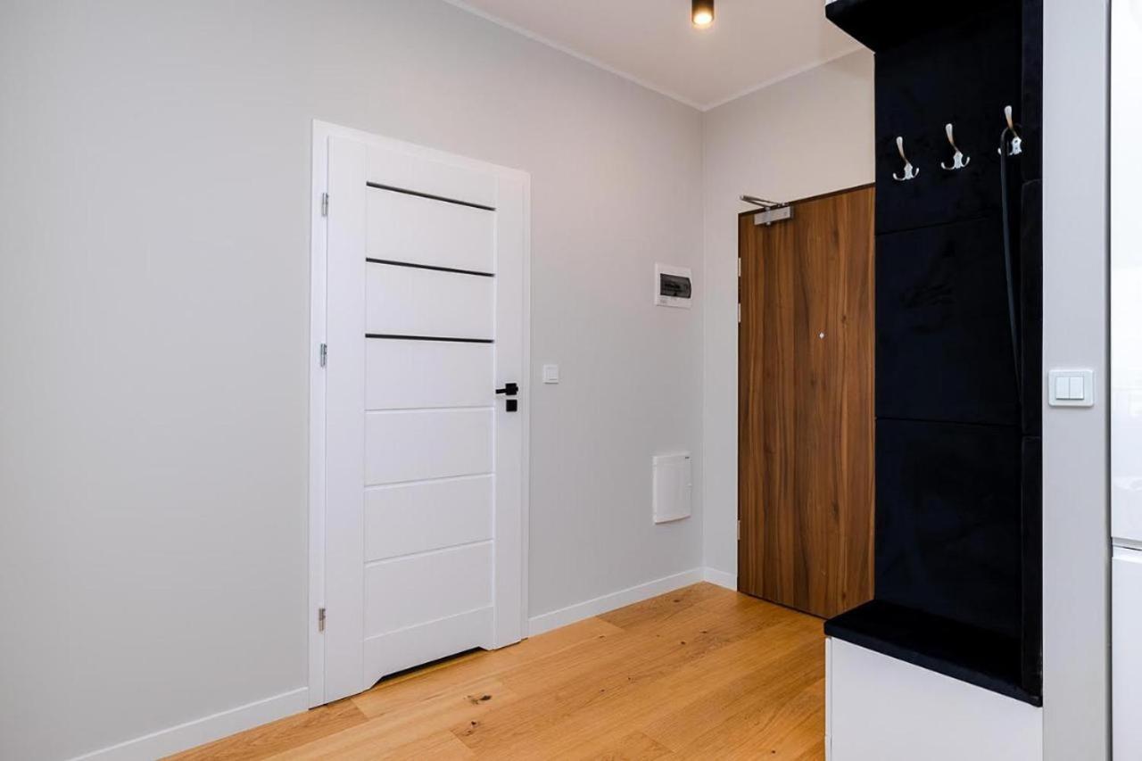 Apart D&K Free Parking Komputerowa 8 Apartment Warsawa Bagian luar foto